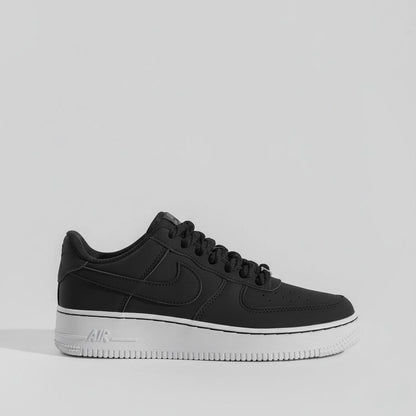 Nike Air Force 1 - Preto Branco