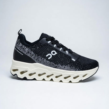 On Running Cloudmonster Pearl / Ivory - Preto