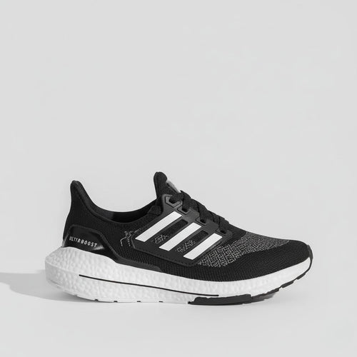 Adidas UltraBoost - Preto Branco