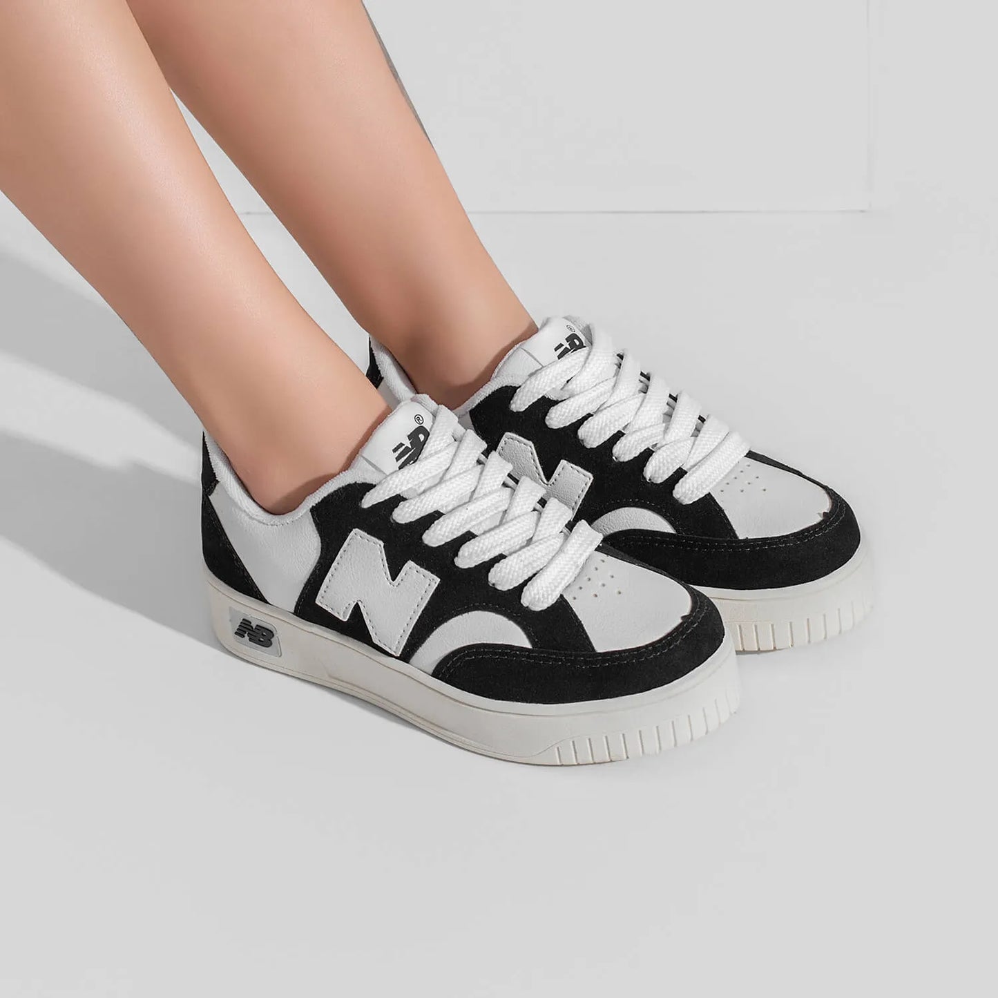 New Balance CT 303 - Preto Branco