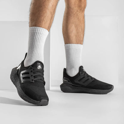 Adidas UltraBoost - Preto