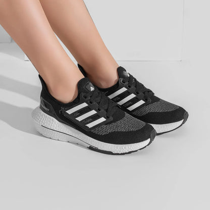 Adidas UltraBoost - Preto