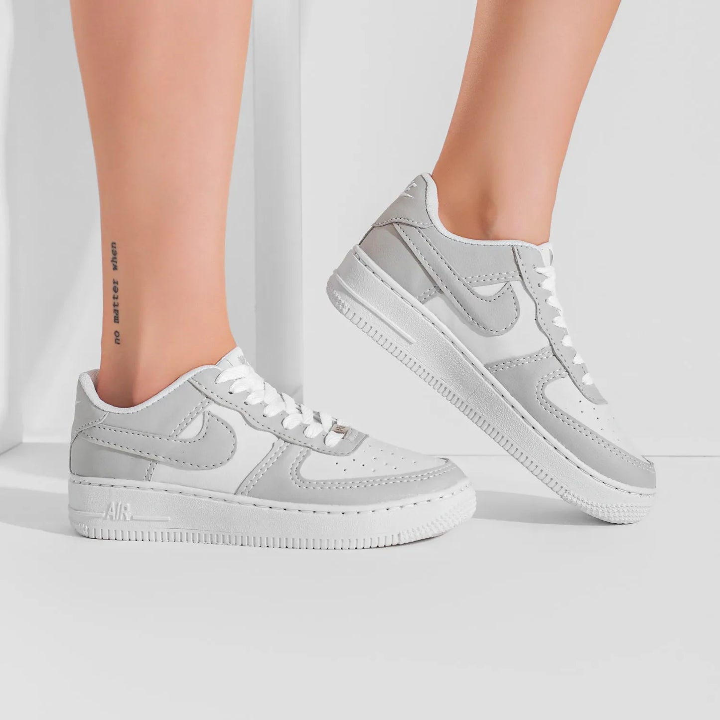 Nike Air Force 1 - Branco Marrom