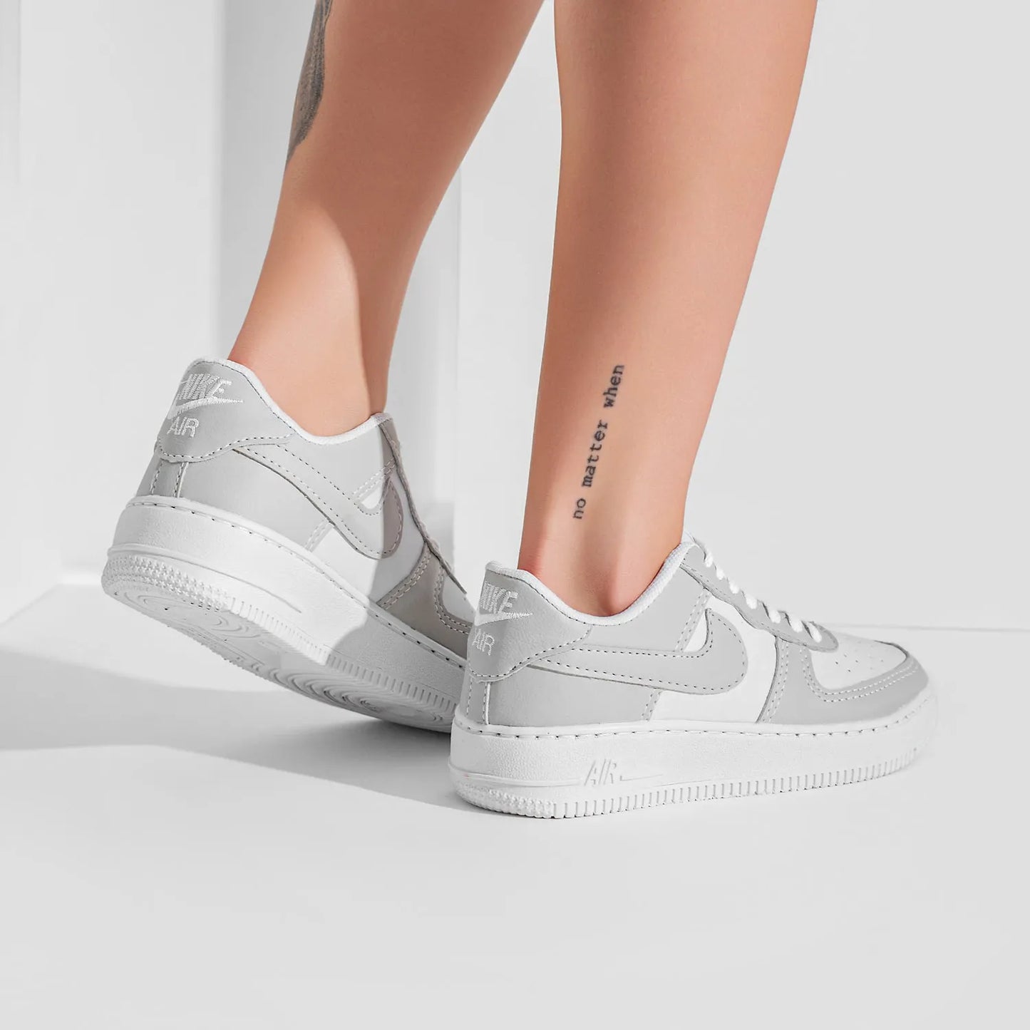 Nike Air Force 1 - Branco Marrom