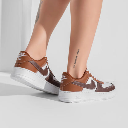 Nike Air Force 1 - Branco Marrom