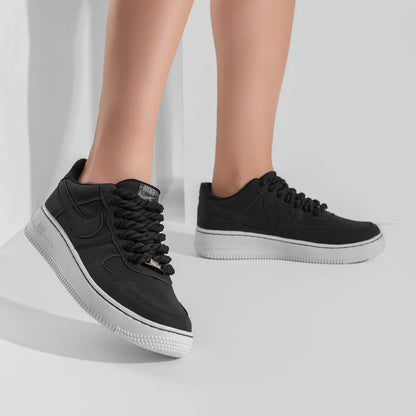 Nike Air Force 1 - Preto Branco